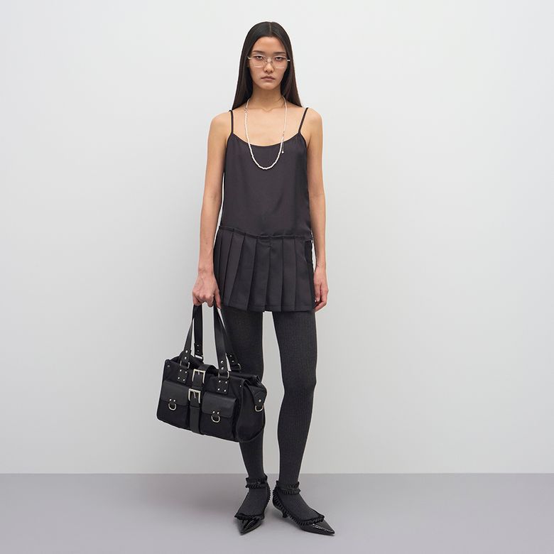 UNBALANCED PLEATS SLEEVELESS TOP