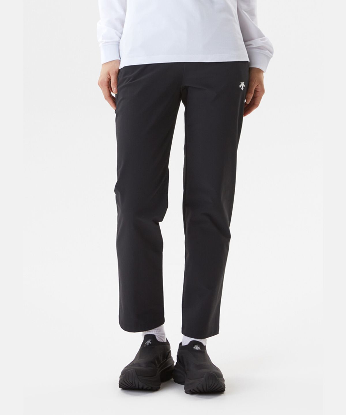 데상트(DESCENTE) 여성 트라우저 우븐 팬츠 블랙(SP322UPT89)