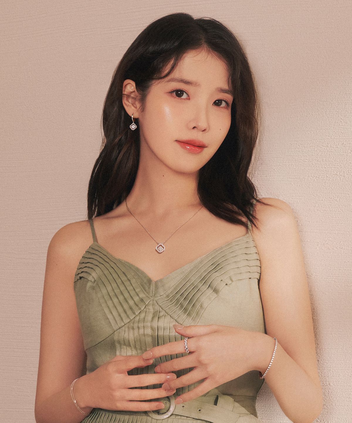 제이에스티나(JESTINA) CLOVIA MIOELLO 귀걸이 (JJCLEQ4BF173SW000)