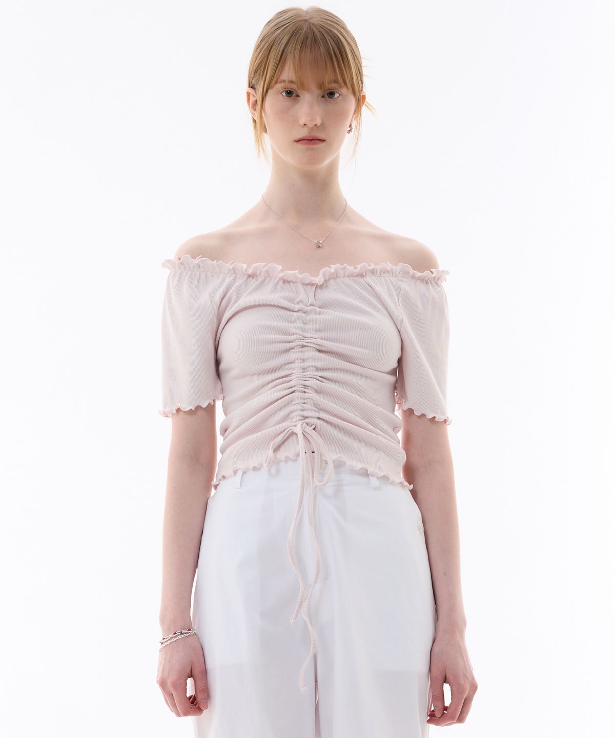 아리킴(ARIKIM) XOXO OFF-SHOULDER / PINK