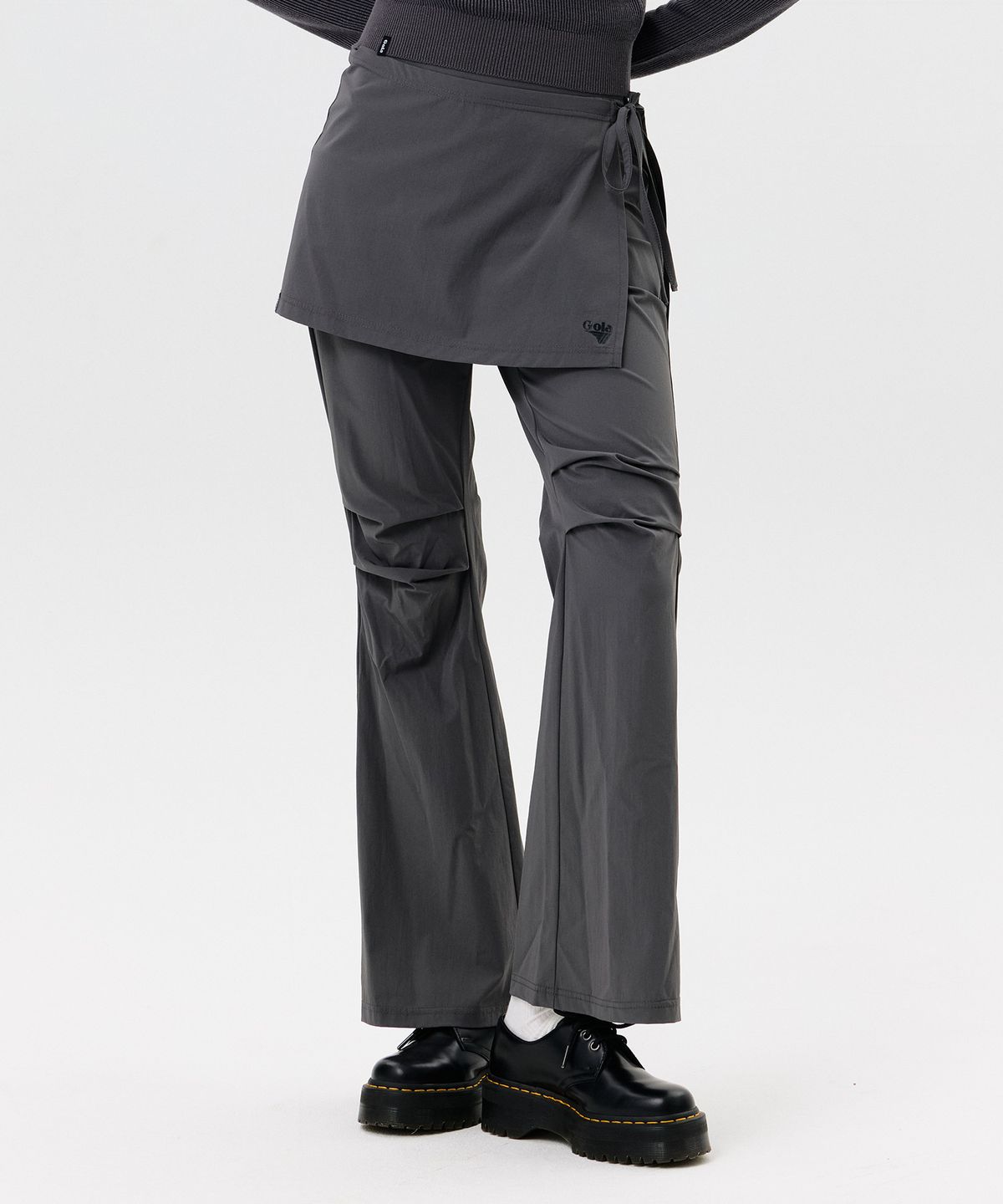 골라(GOLA) W ATHLETIC COVER-UP BOOTS CUT LEGGINGS [CHARCOAL]