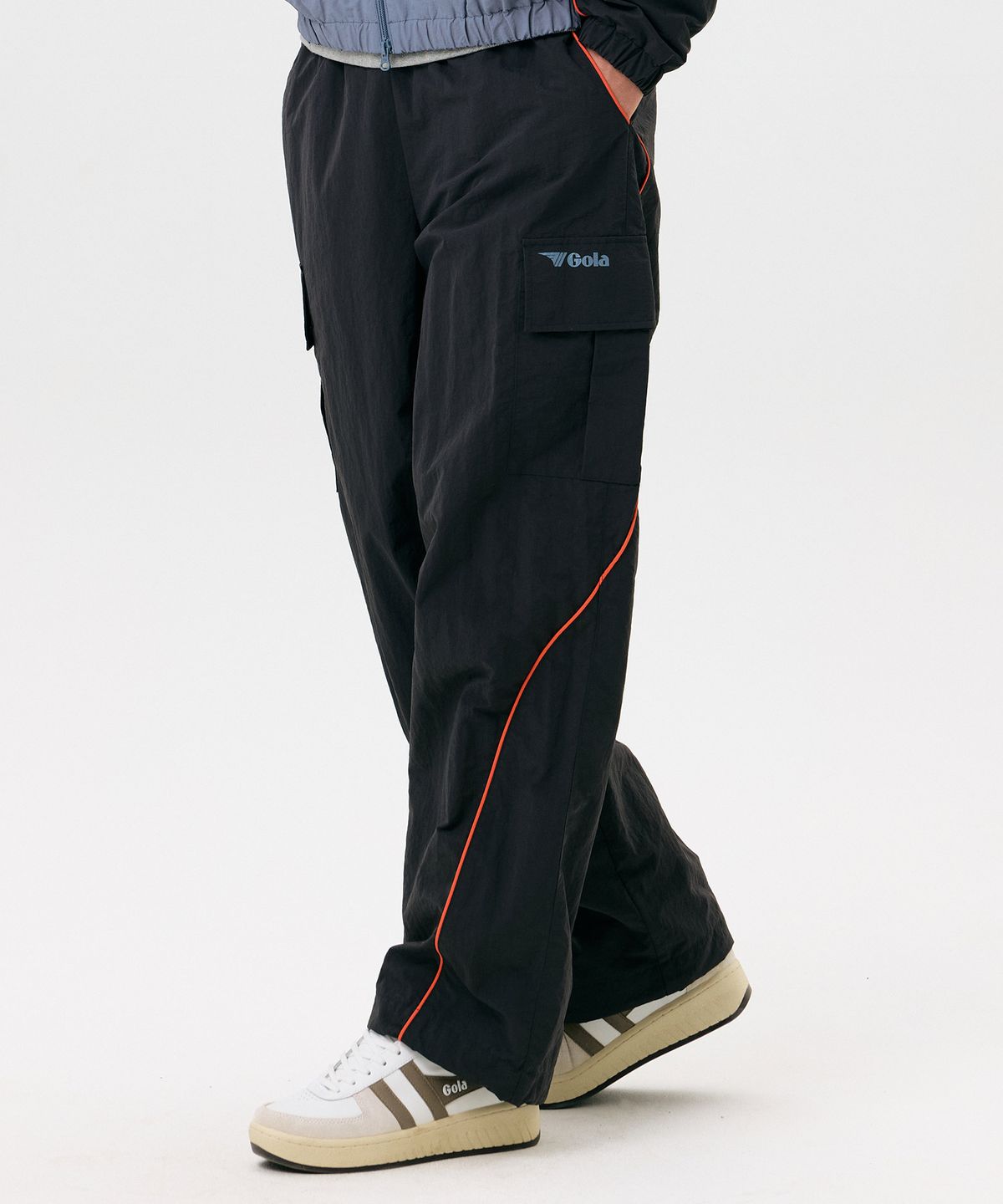 골라(GOLA) TRACK BLOCK WOVEN PANTS [CHARCOAL]