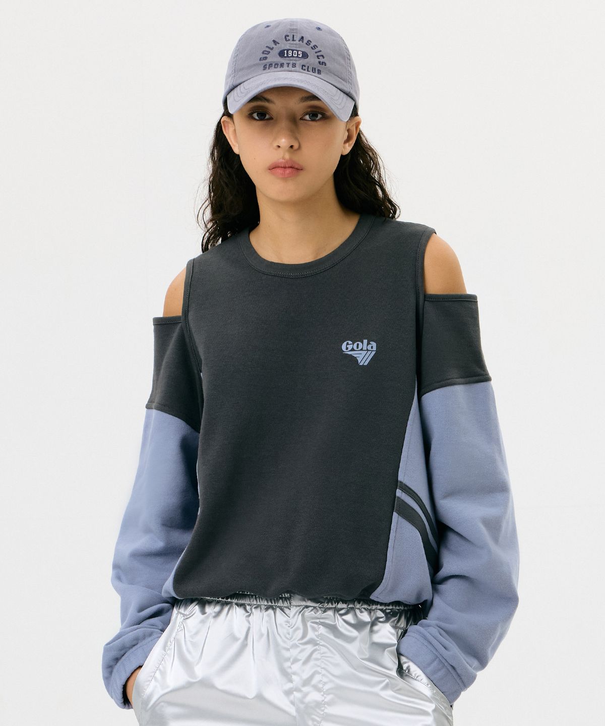 골라(GOLA) W TRACK BLOCK SWEAT CUT-OFF TOP [CHARCOAL]