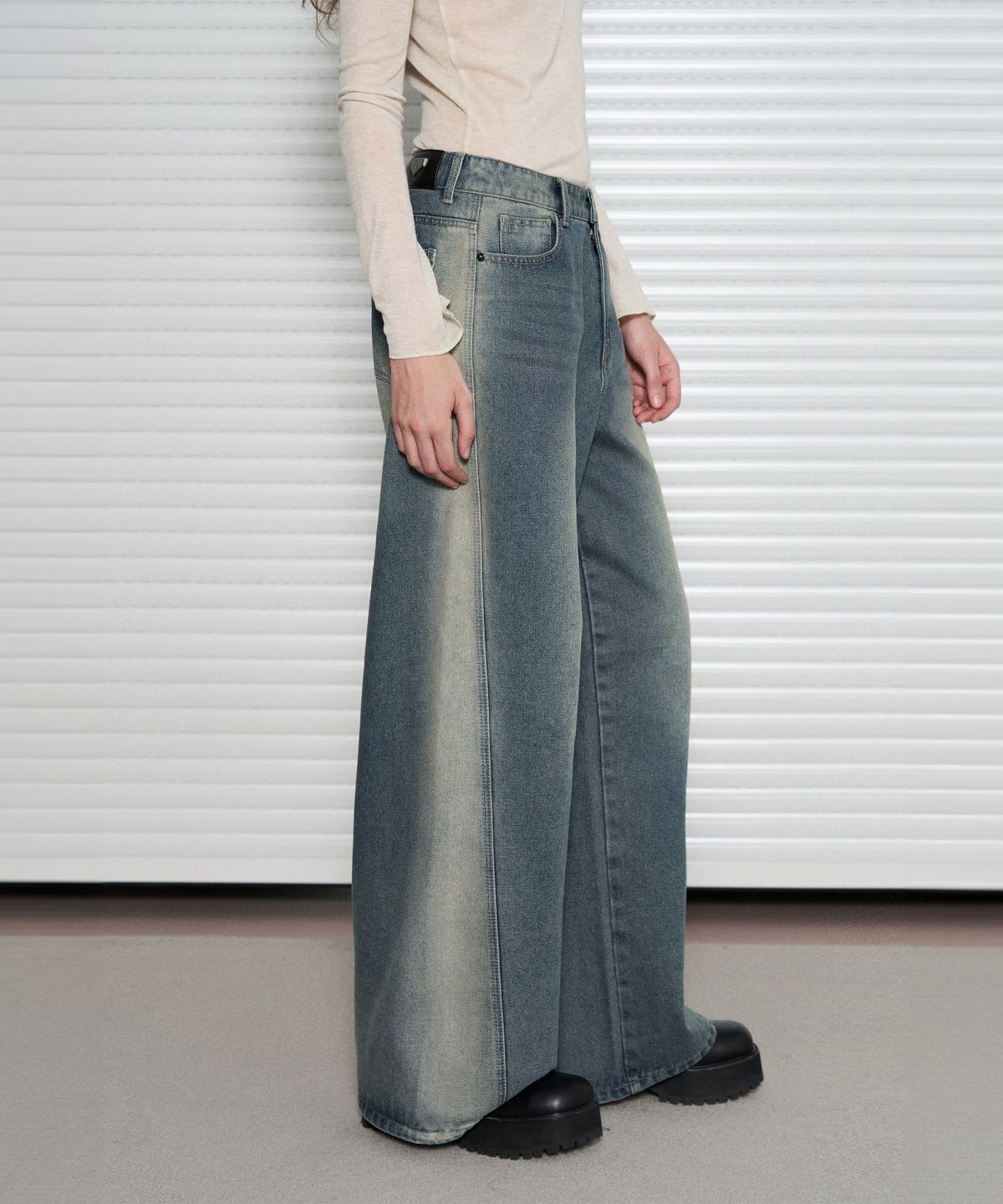 레더리(LEATHERY) 워시드 와이드 데님 팬츠 [BLUE]