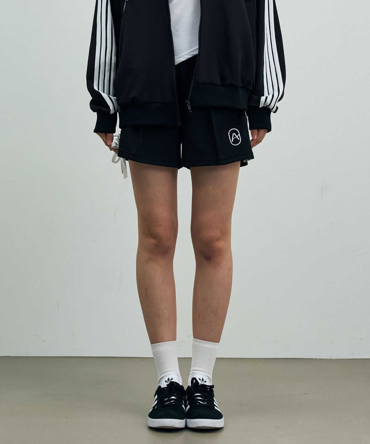 아리킴(ARIKIM) RIBBON JERSEY TRACK SHORTS PANTS / BLACK