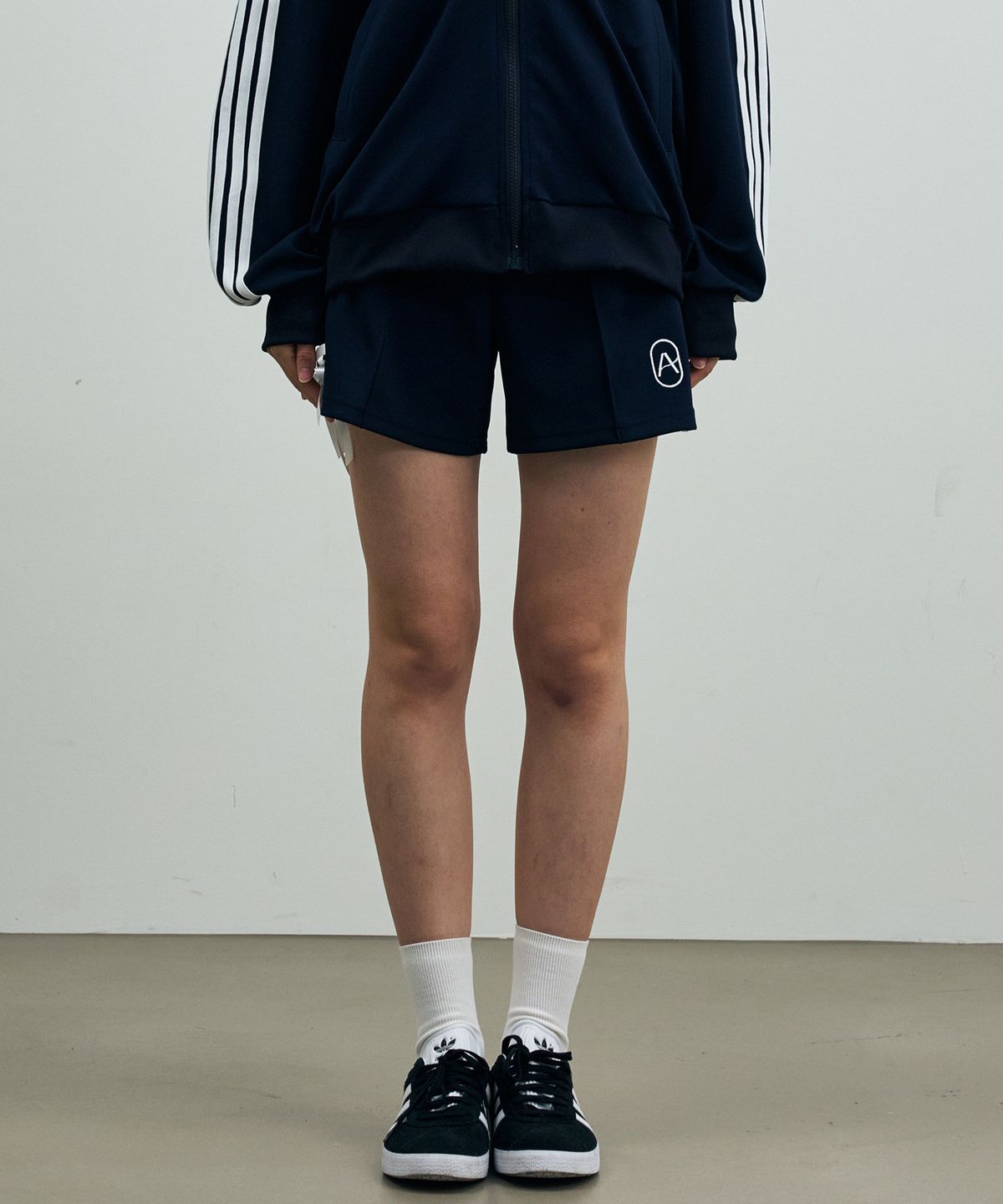 아리킴(ARIKIM) RIBBON JERSEY TRACK SHORTS PANTS / NAVY