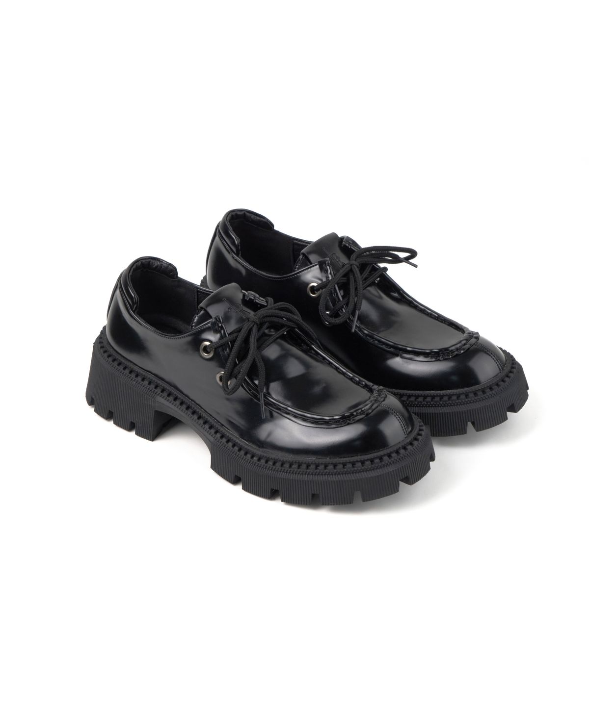 레더리(LEATHERY) 폴리쉬드 왈라비 슈즈 [BLACK]