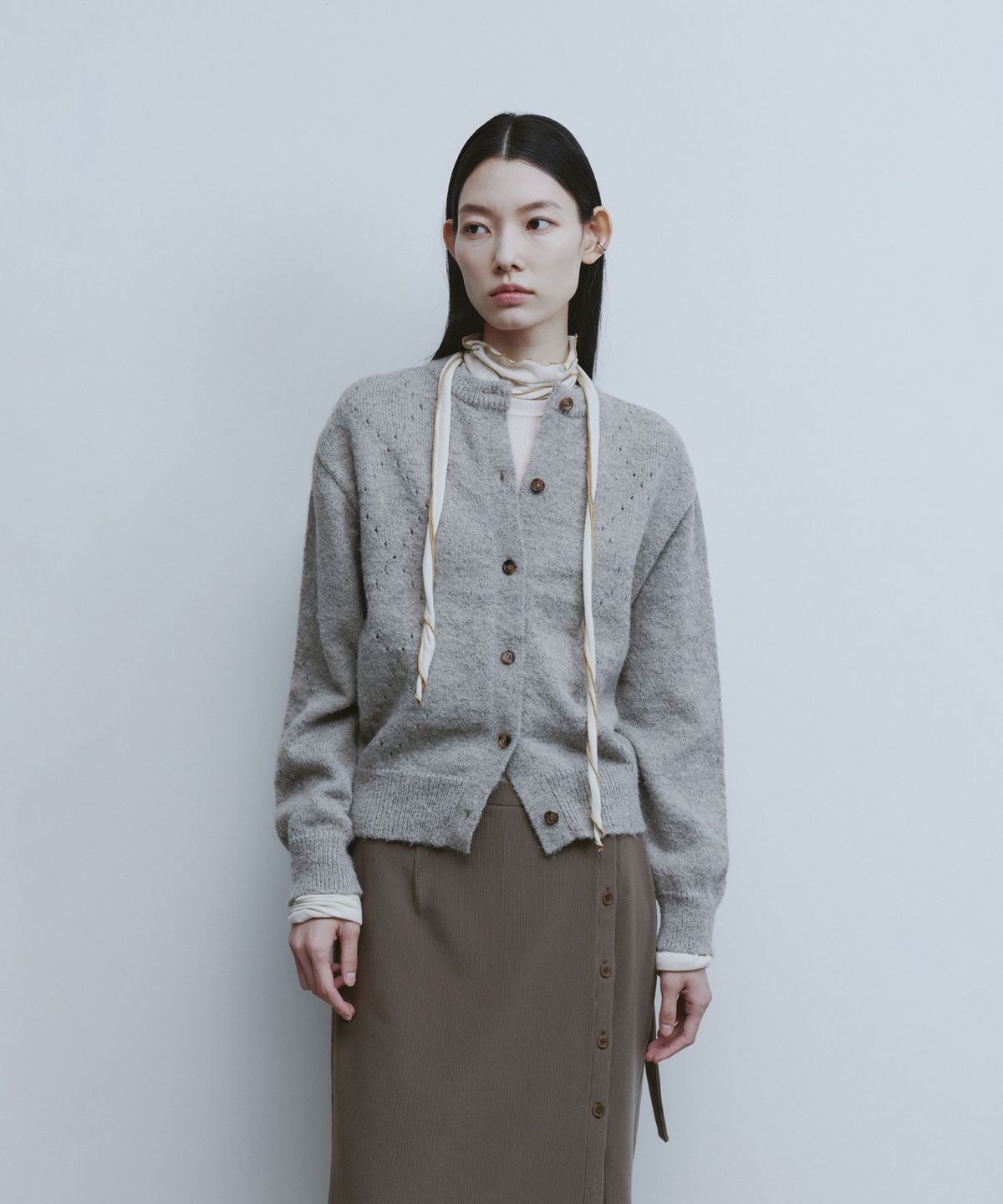 유스(YOUTH) Argyle Punching Knit Cardigan - Light Grey