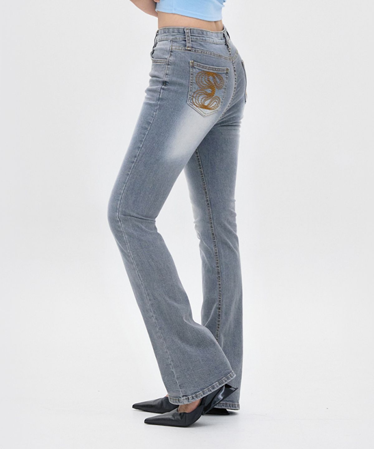키시닝(KISYNING) Back Symbol Bootcut Jeans (Light Gray)