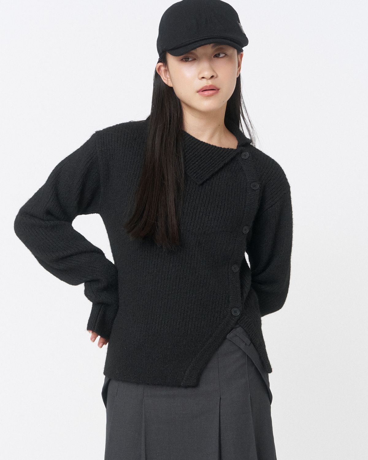 미세키서울(MISEKI SEOUL) Side button knit BLACK