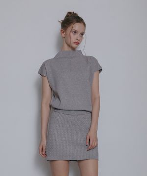 캡슬리브 하프 풀오버-그레이