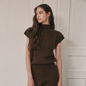 캡슬리브 하프 풀오버-브라운