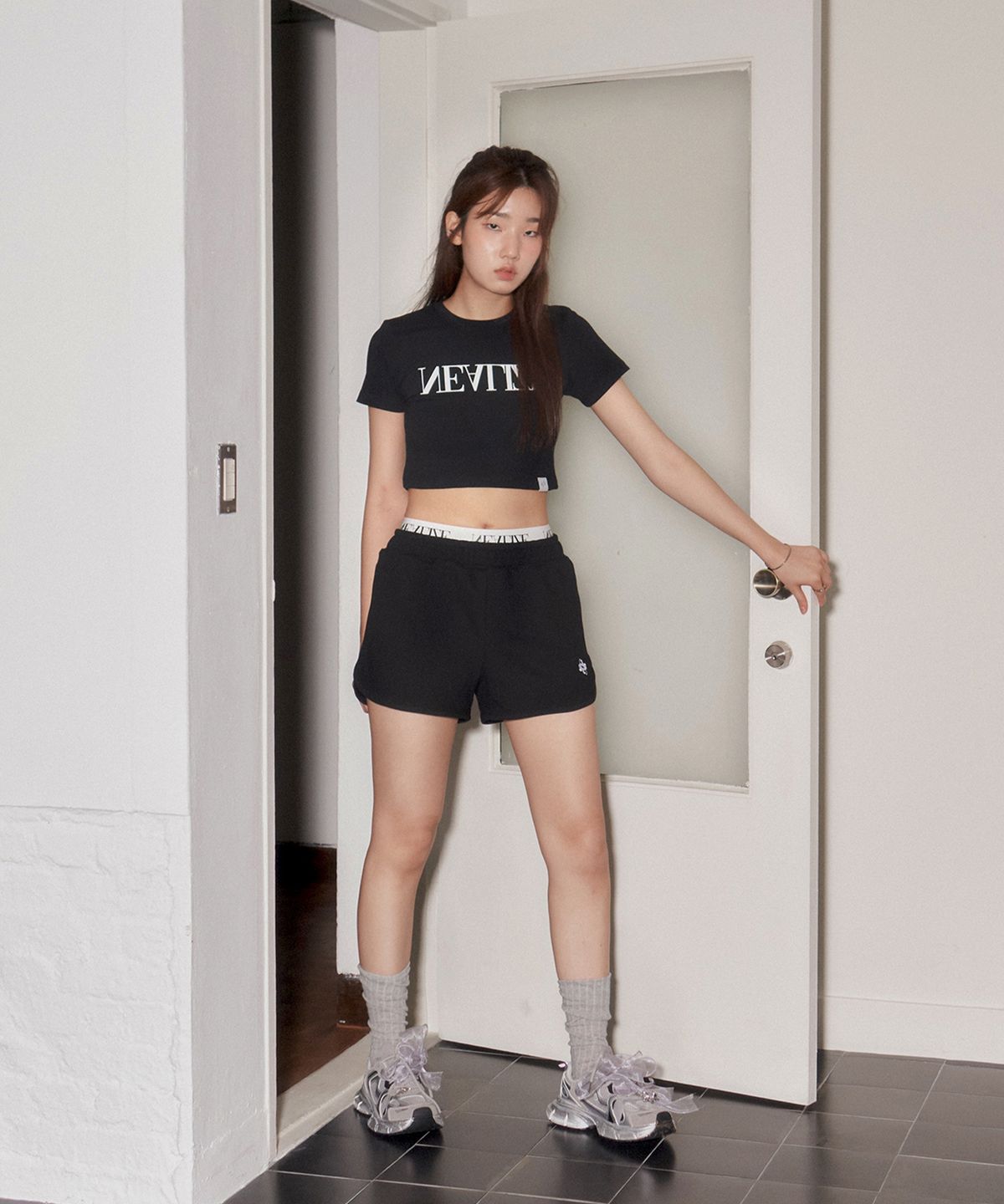 닐라이즈(NEALIZE) Banding Athlete Shorts Black