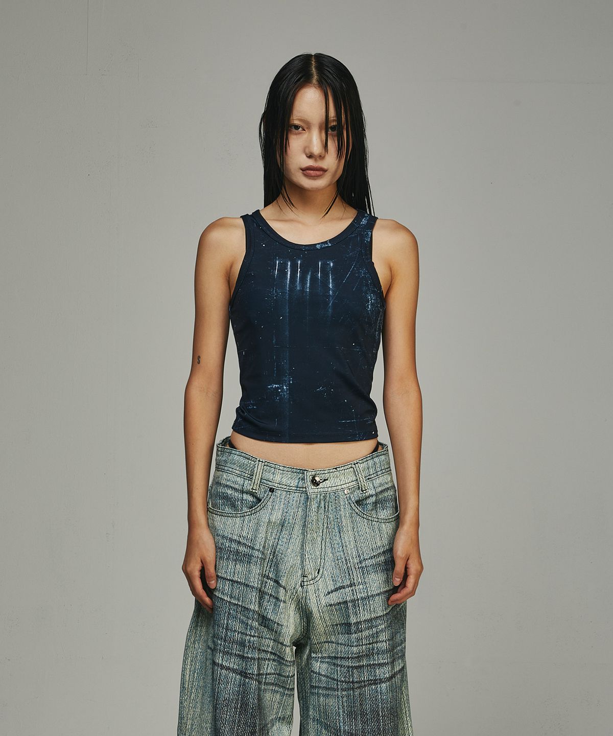 비엘알(BLR) BLR Printed Black Sleeveless