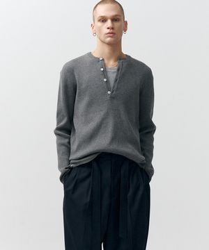 코튼 리브드 헨리넥 니트 (그레이)
