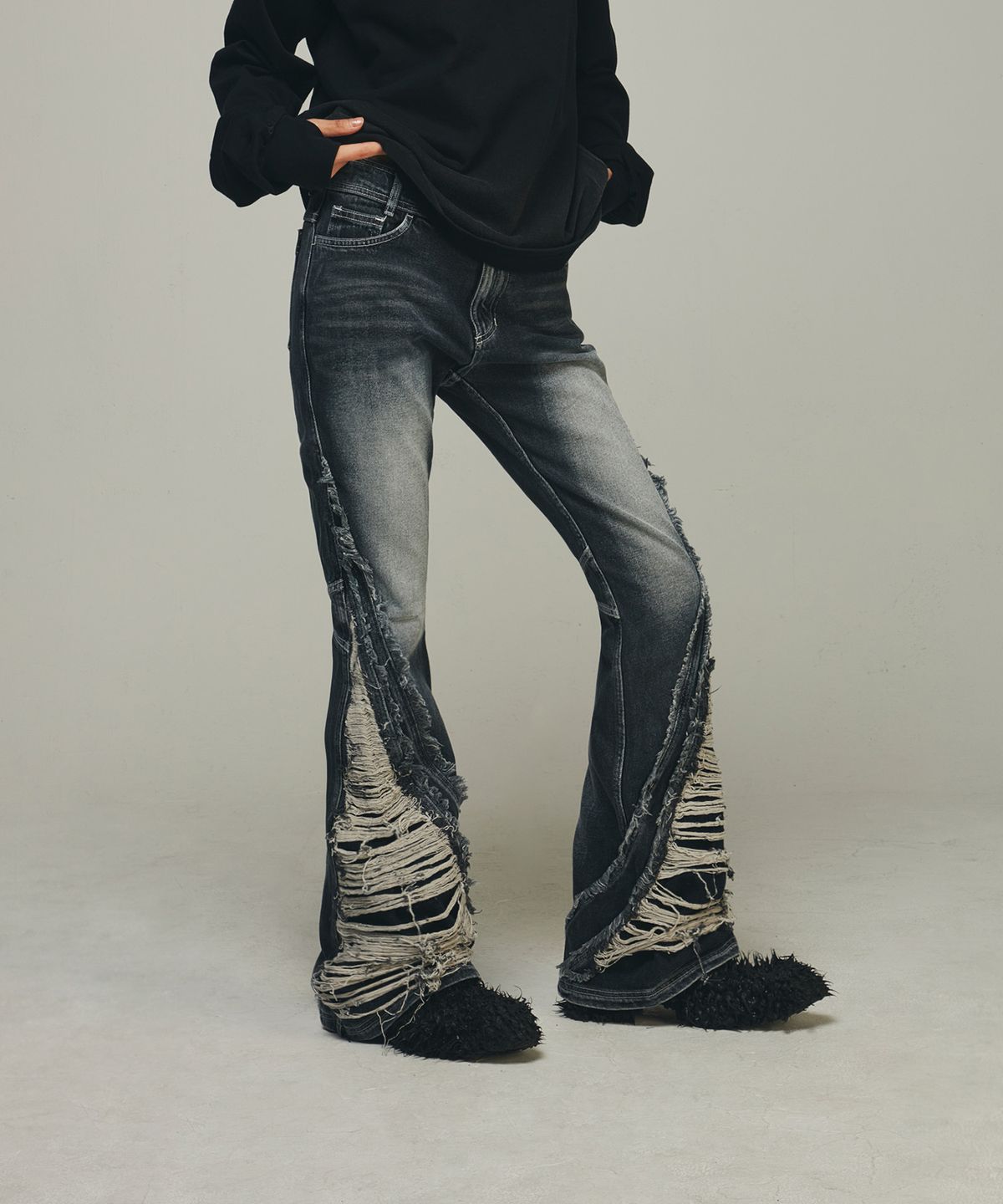 비엘알(BLR) Destroyed Crush Double Line Washing Denim Pants