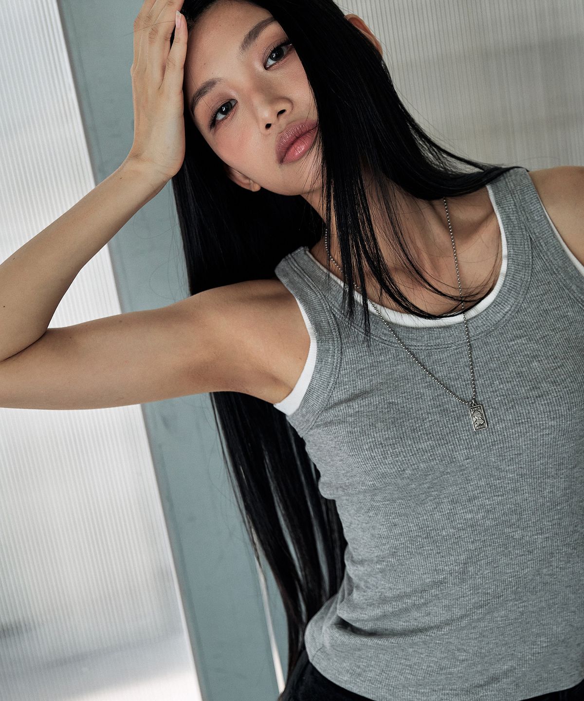 테이크에어(TAKEAIR) Solid Sleeveless T-shirt