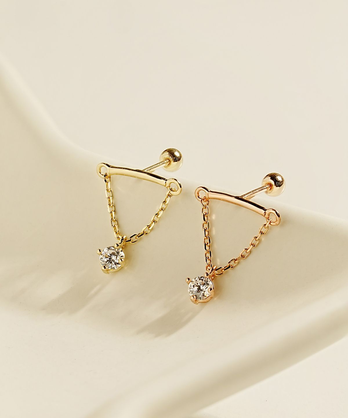 미니멀피어싱(MINIMALPIERCING) 14K 모이사나이트 다이아 히든 헬릭스 드롭 큐빅 피어싱 귀걸이 1부