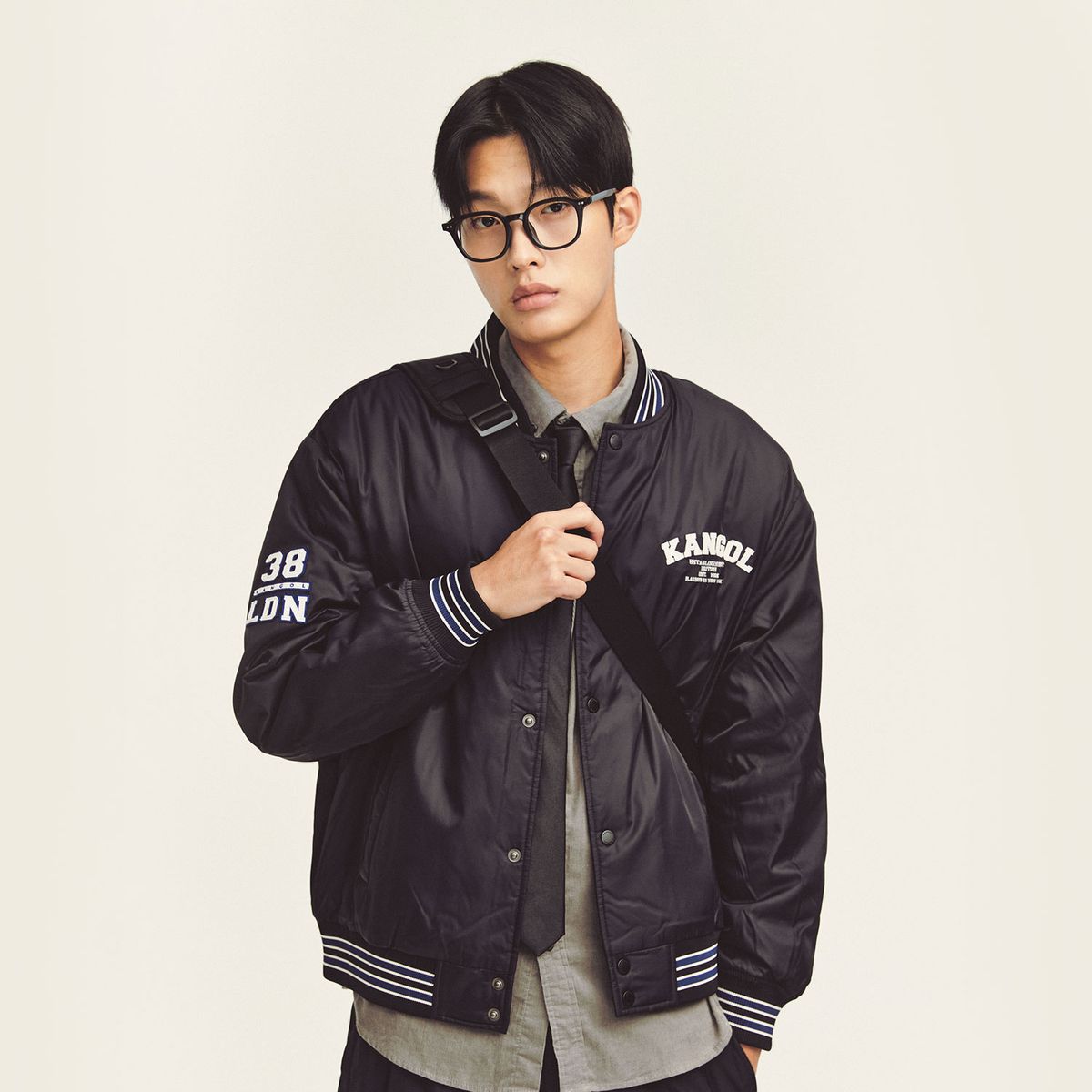 캉골(KANGOL) KNGL 칼리지 점퍼 8162 블랙