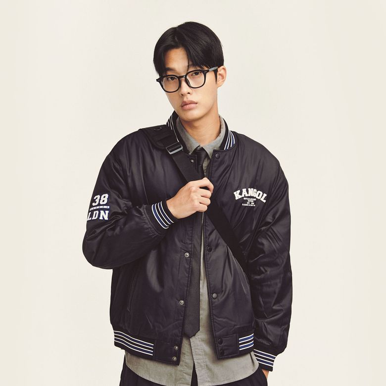 KNGL 칼리지 점퍼 8162 블랙