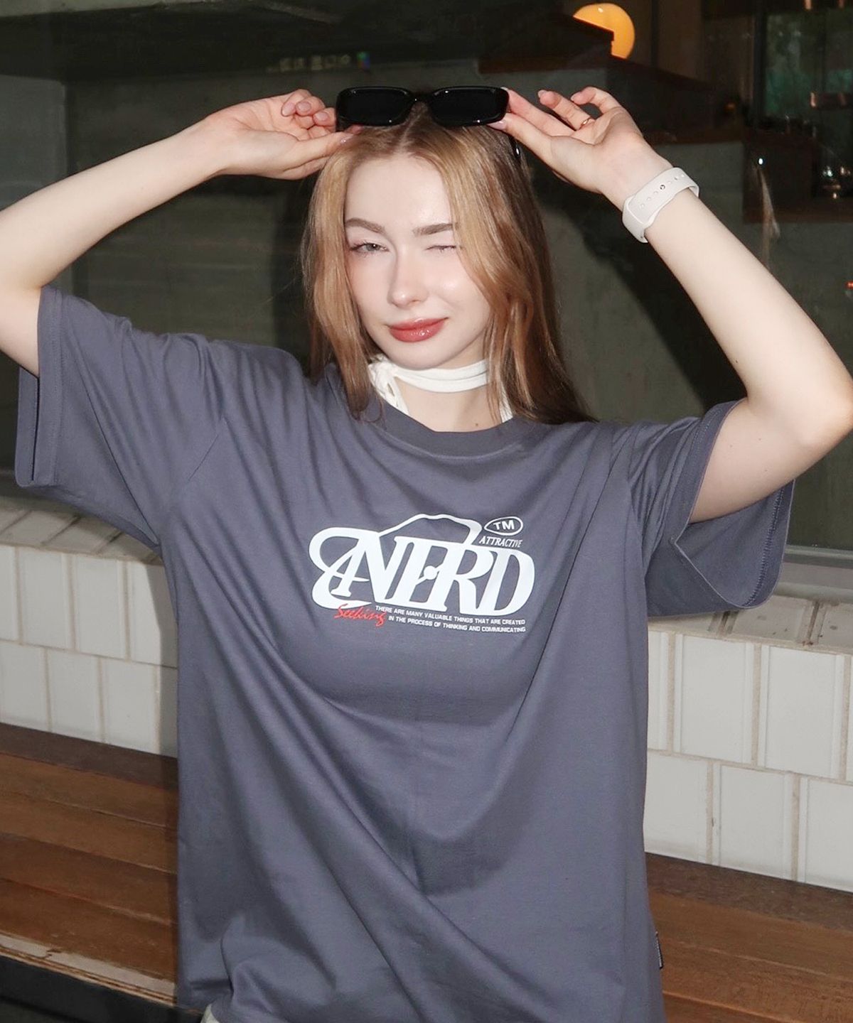 트립션(TRIPSHION) Nerd 로고 티셔츠 - 8 컬러