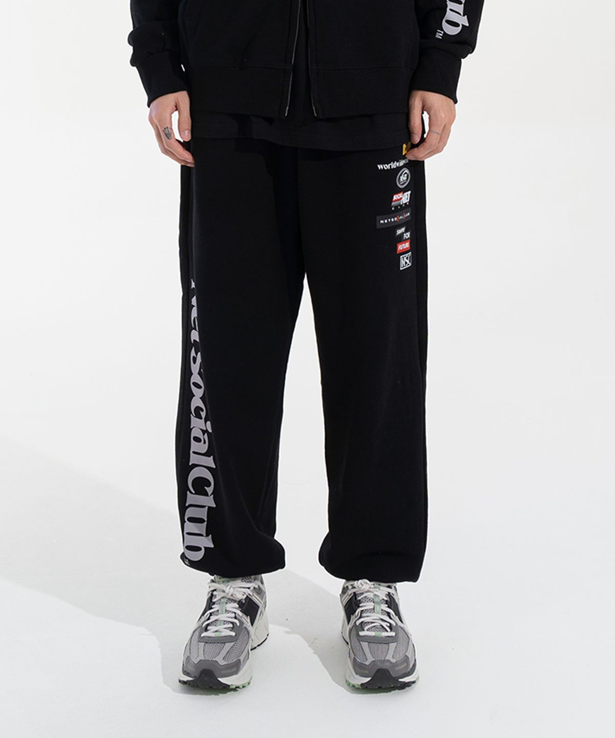 넷소셜클럽(NET SOCIAL CLUB) TELECOM LOGOS PANTS (BLACK)