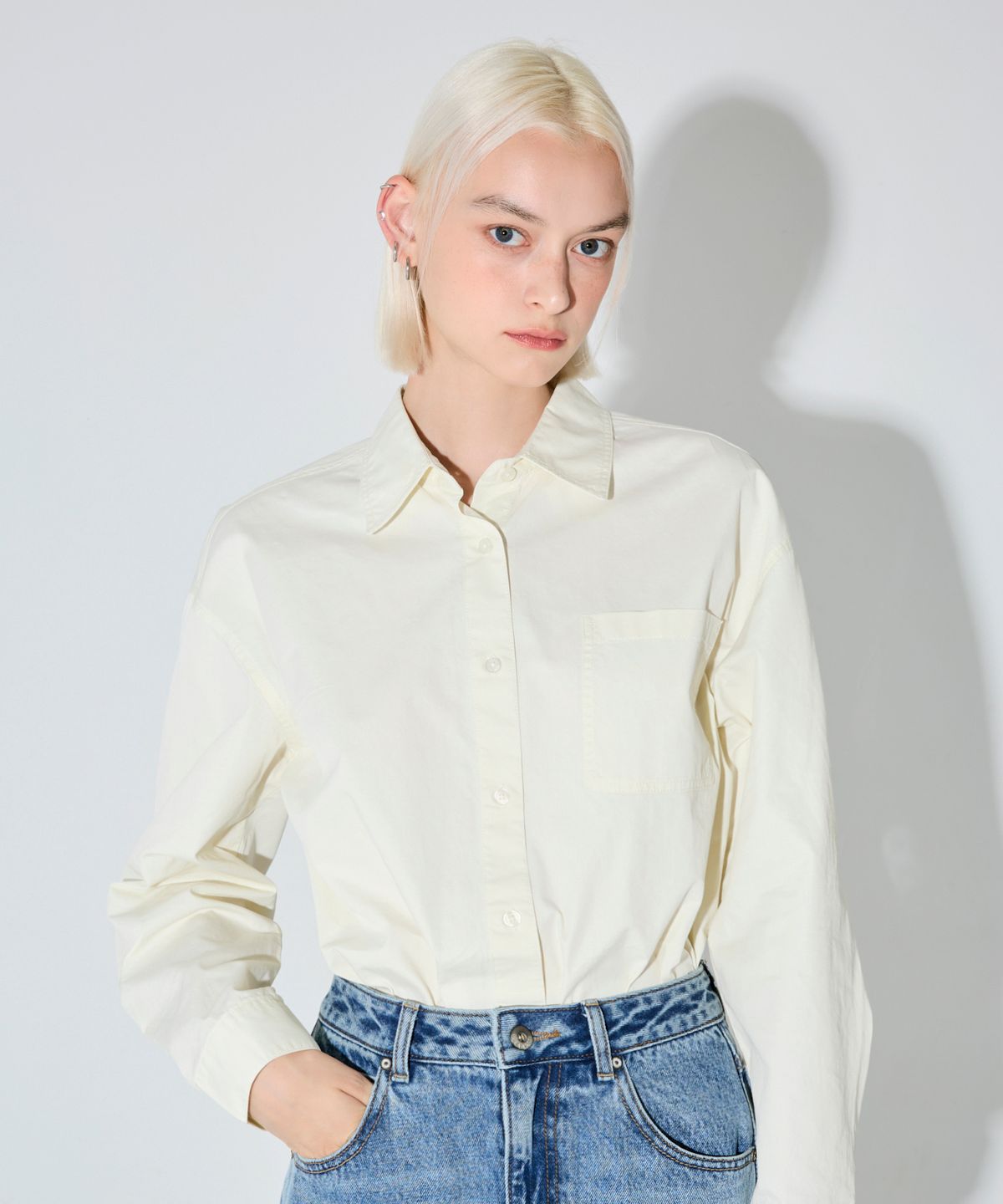 버커루(BUCKAROO) 루즈핏 포켓 코튼 셔츠 아이보리