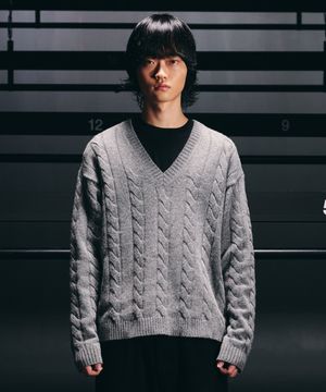 302 V-neck Knit Grey