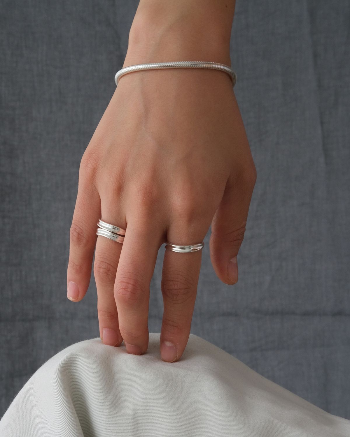 어나더레이어(ANOTHERLAYER) Thin Wavy Ring (Silver925)