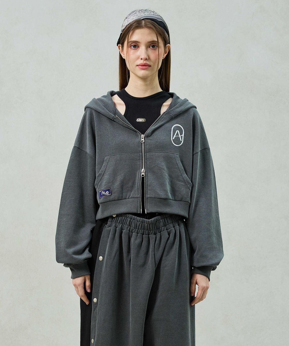 아리킴(ARIKIM) PITA HOOD ZIP-UP / CHARCOAL