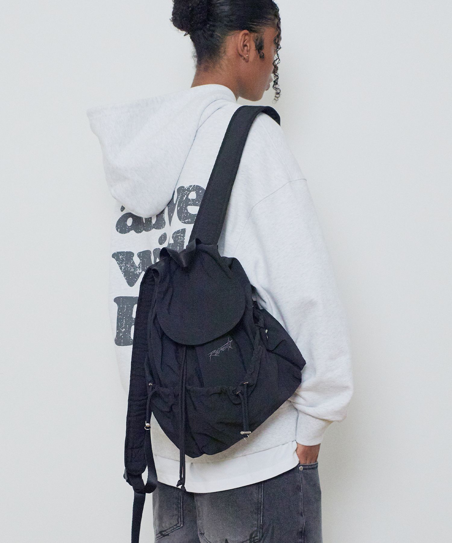 [RETRIEVER CLUB]UNISEX●STAR LOGO BACKPACK MUSINSA | RETRIEVER CLUB STAR LOGO BACK PACK [BLACK]