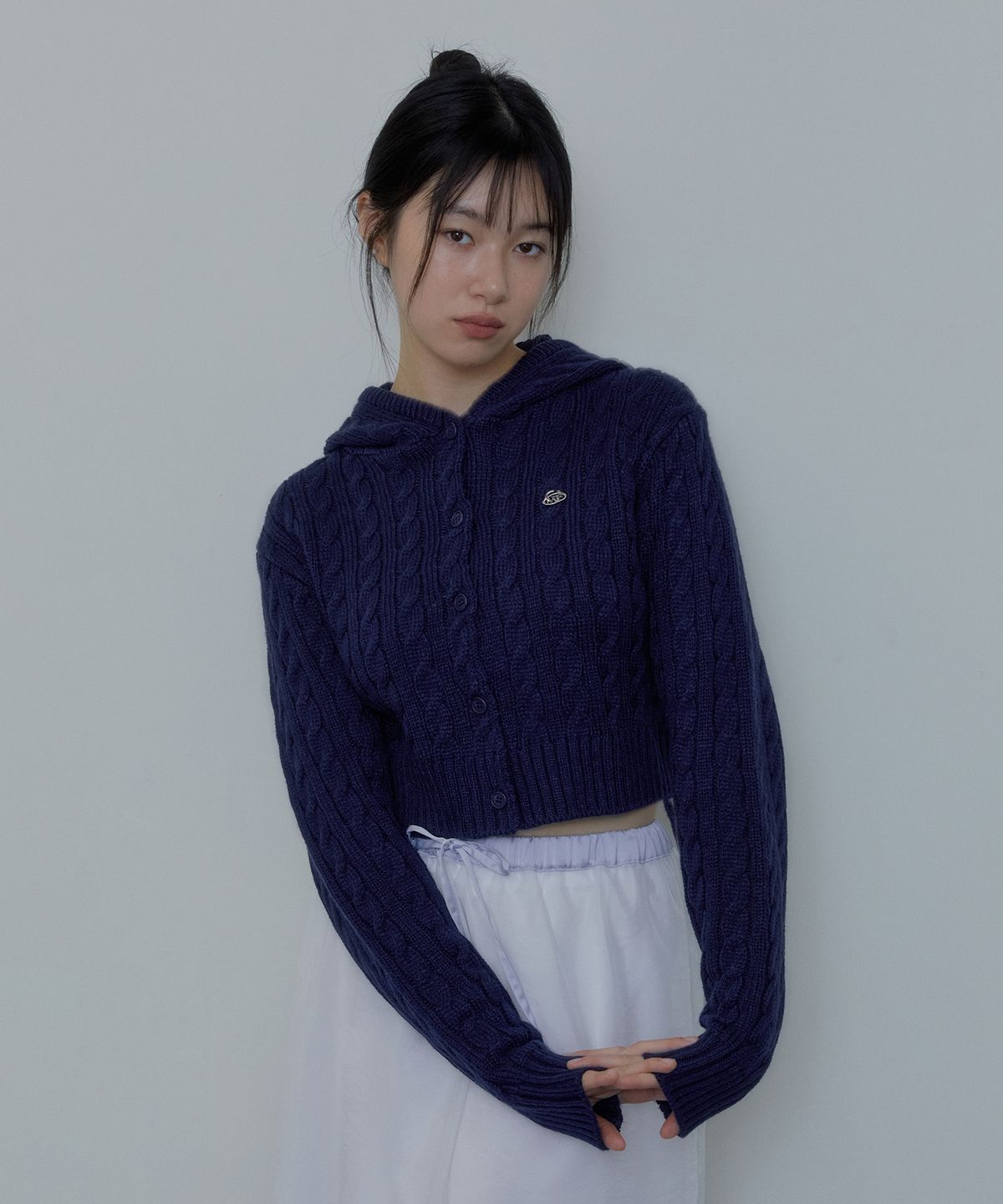 마가린핑거스(MARGARIN FINGERS) HOODY CABLE-KNIT CARDIGAN (NAVY)