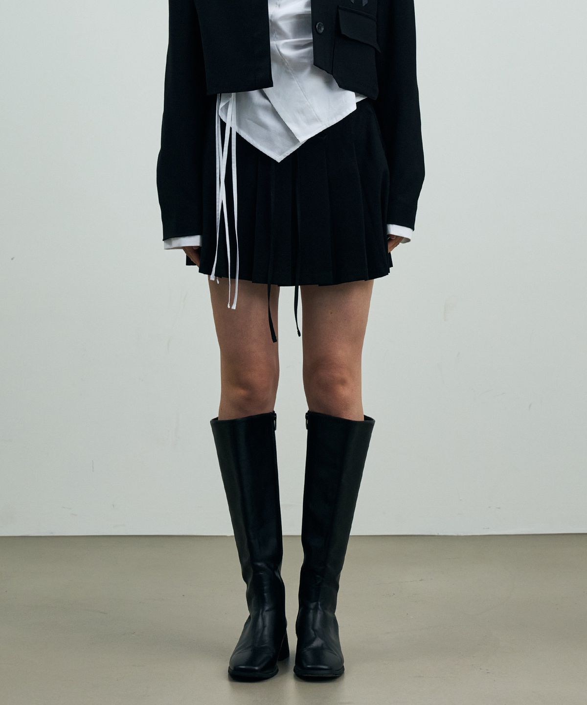 아리킴(ARIKIM) MILD PLEATS SKIRT PANTS / BLACK