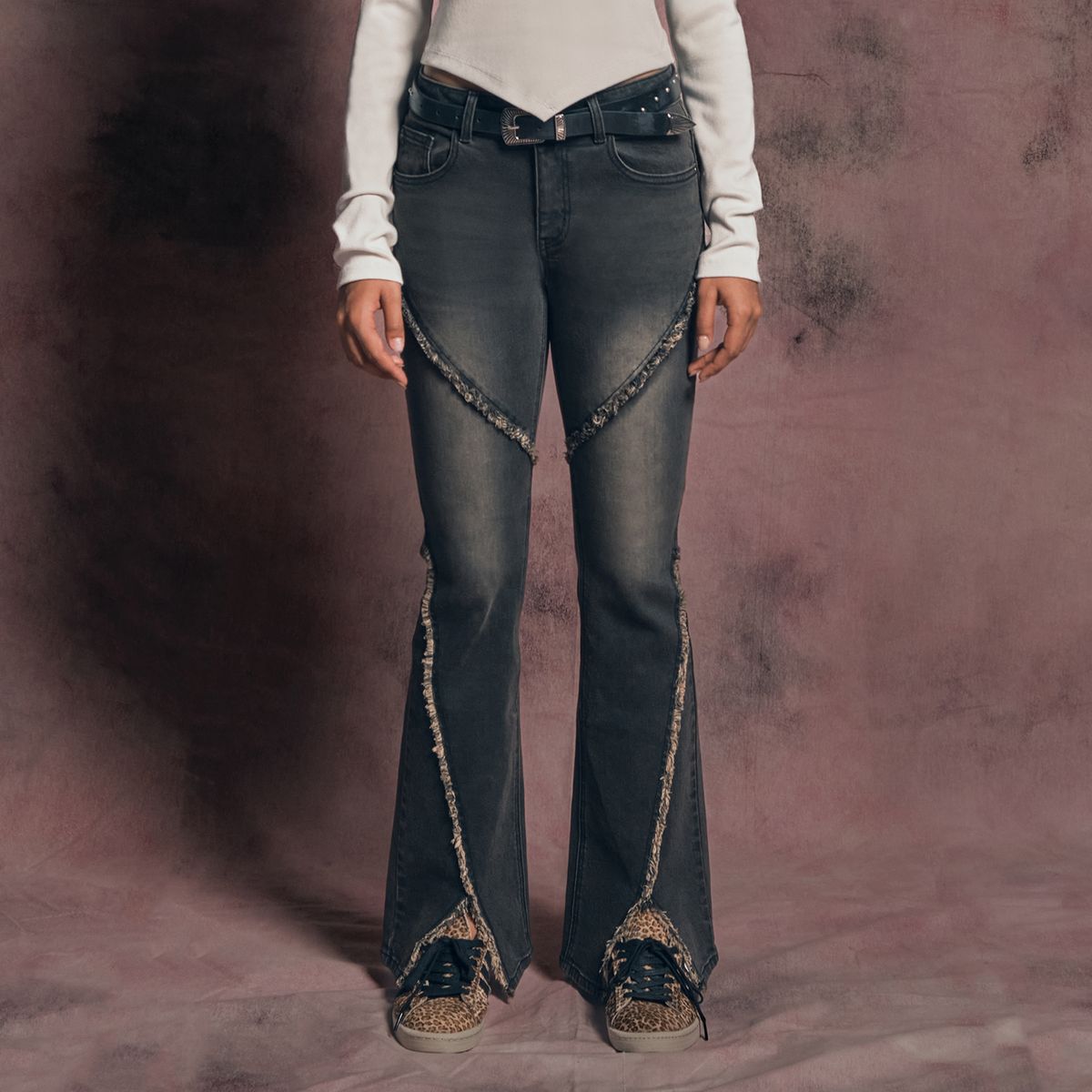 라라폭스(LALAFOX) FADING BOOT-CUT DENIM PANTS BLACK 부츠컷 청바지 BQ4DP004