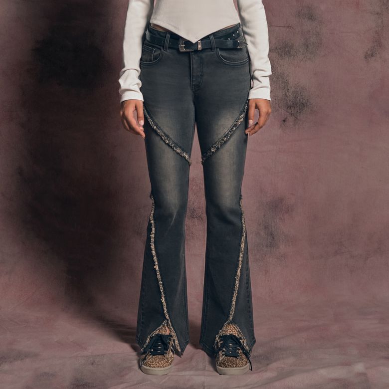 FADING BOOT-CUT DENIM PANTS BLACK 부츠컷 청바지 BQ4DP004