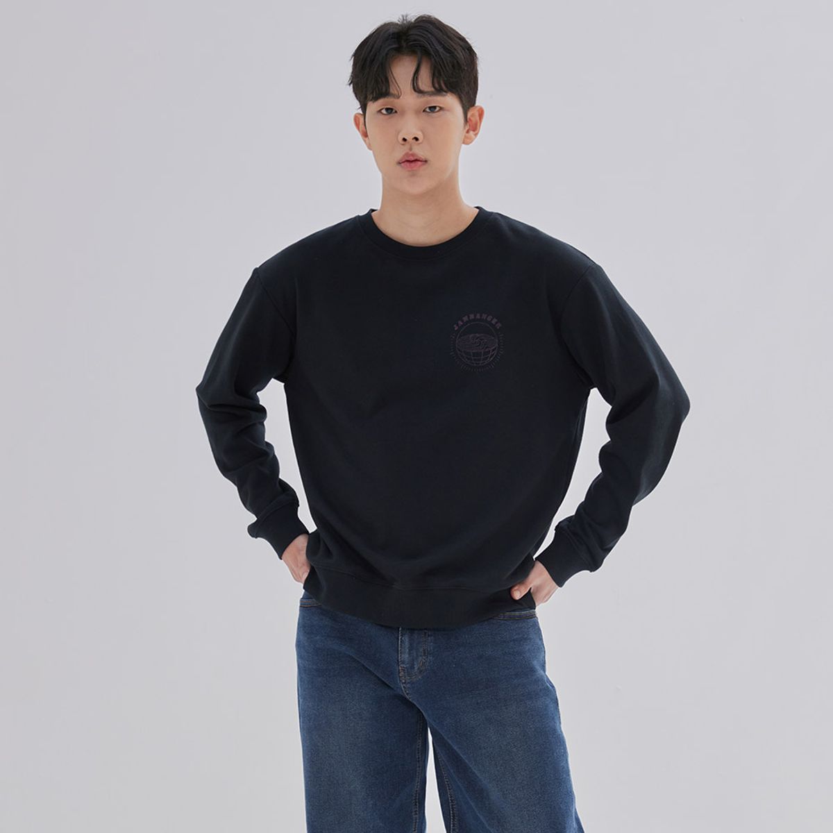 잠뱅이(JAMBANGEE) 남성) 1도 아트웍 보스쮸리 맨투맨_DN3WTS502-BK