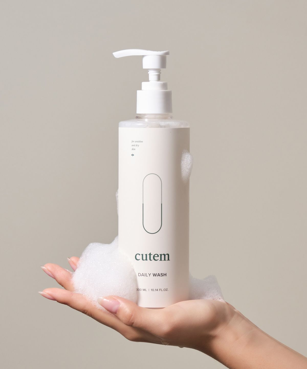 큐템(CUTEM) 데일리 워시 300ml