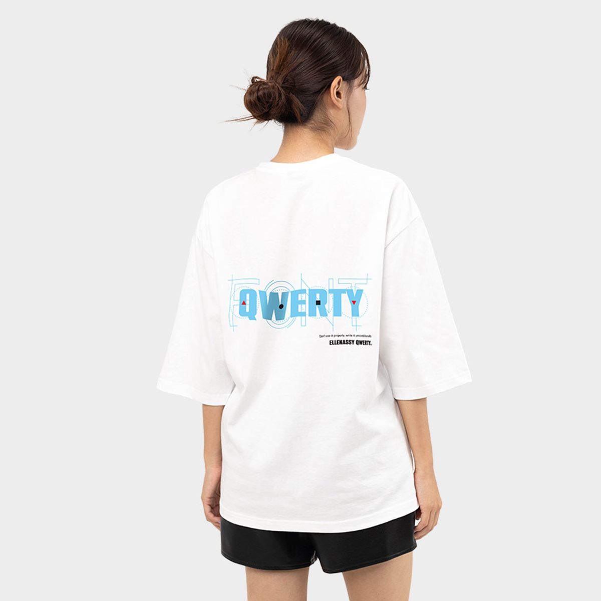 엘런아시(ELLENASSY) 폰트 7부 티셔츠
