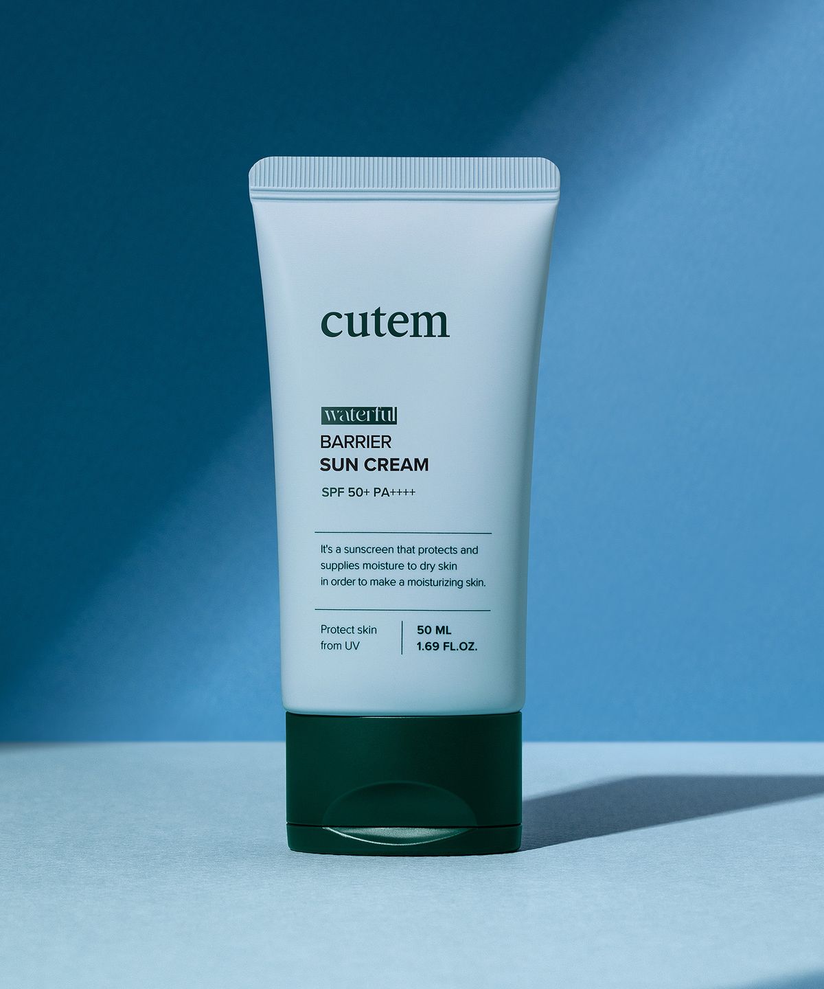 큐템(CUTEM) 워터풀 베리어 선크림 50ml
