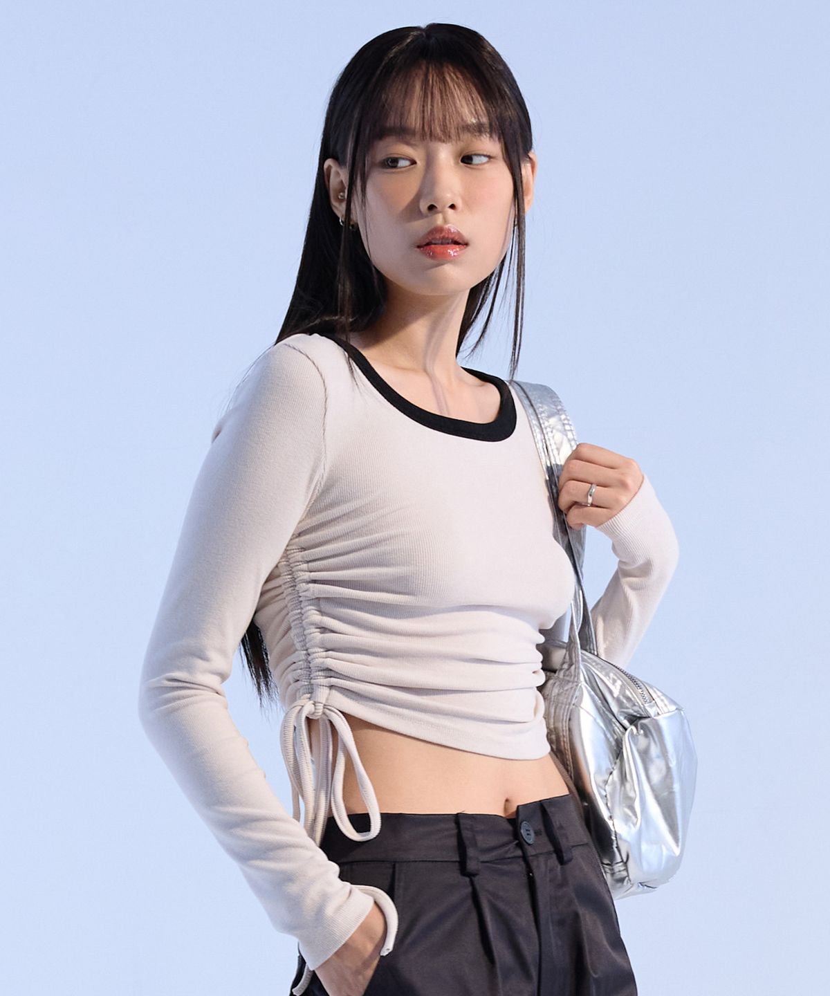 모아(MOAA) 루시드 셔링 링거 슬리브 (BEIGE)