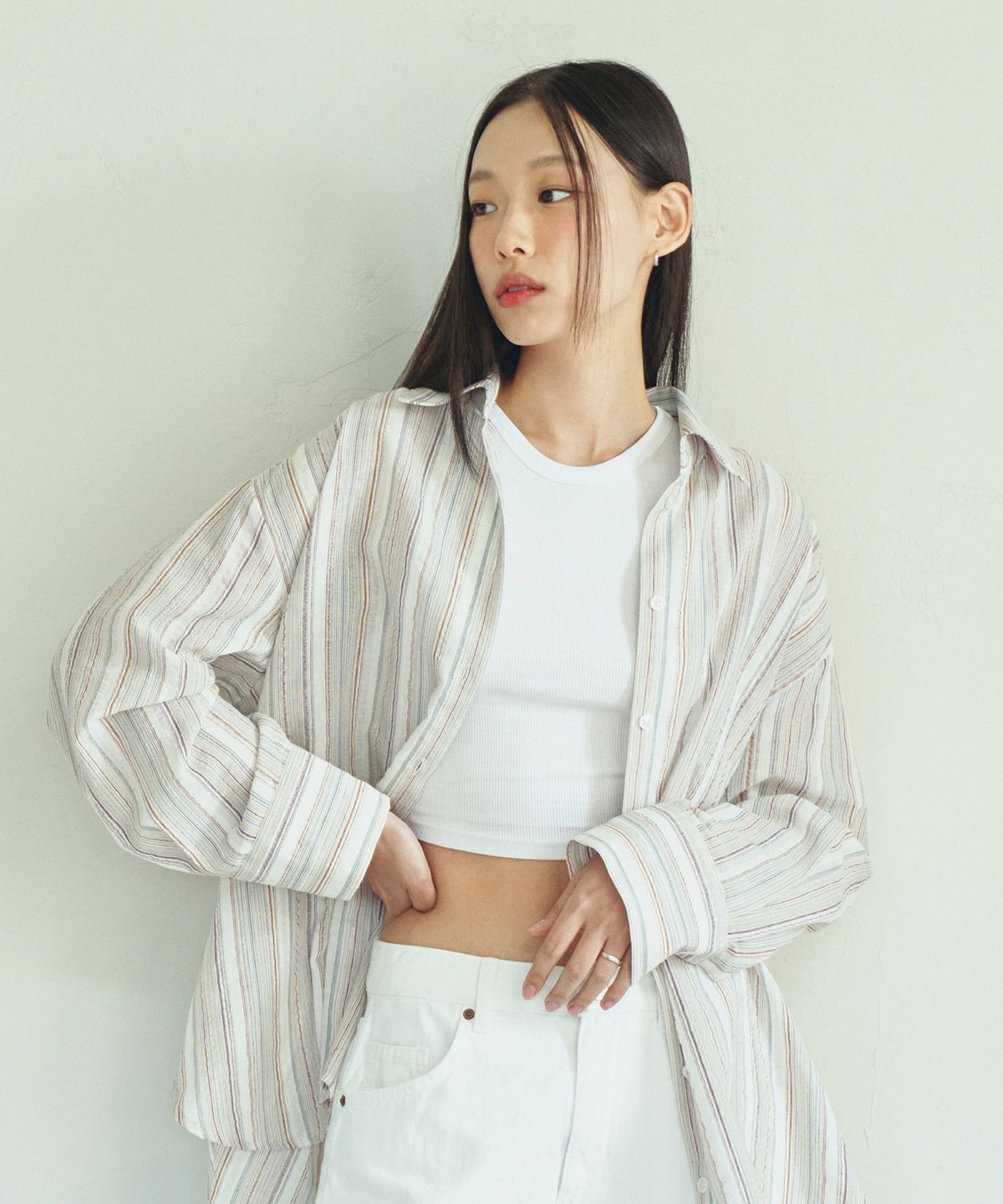 레디(RED.2) 스트라이프 오버핏 여자셔츠 아이보리