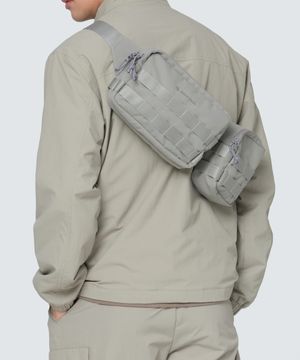 러프 스퀘어 힙색 Fog Gray (S24ZUFBG67)