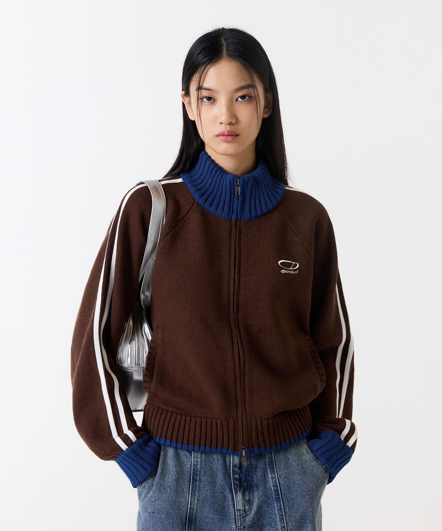 ODDSTUDIO Track Crop Knit Zip-Up- チャコール Sporty-Track-Semi-Crop-Knit-Zip-Up - 7COLOR - ODDSTUDIO | 60
