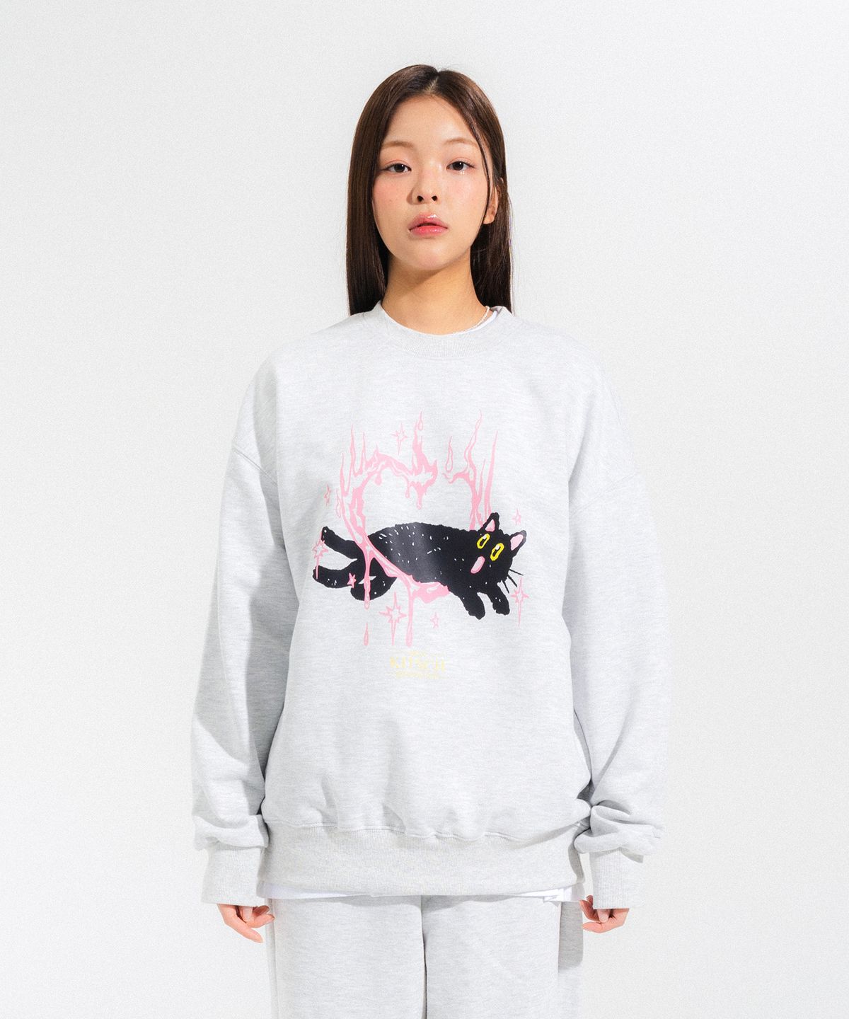 뉴키치(NEWKITSCH) CIRCUS HEART SWEATSHIRTS (LIGHT MELANGE)