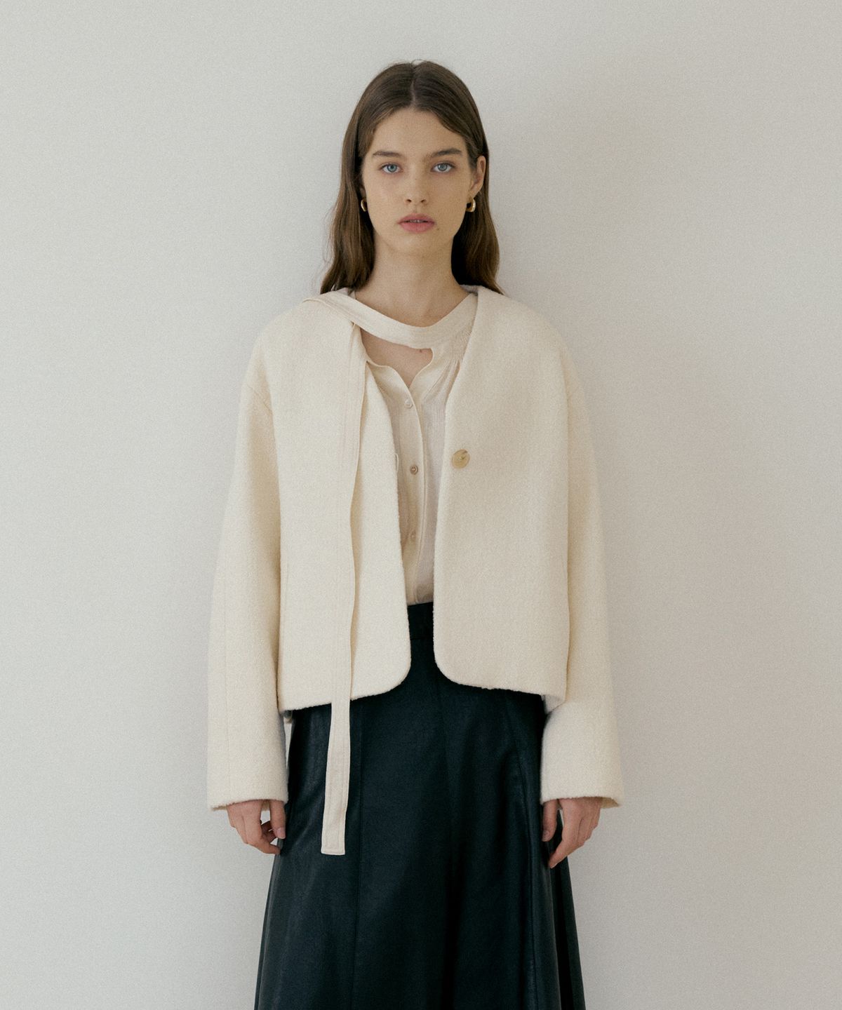더페니(THE PENNY) V NECK SHORT COAT - Ivory