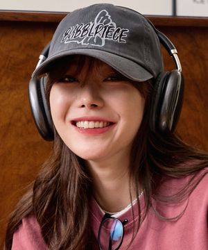 버블피스 버터플라이 볼캡_차콜