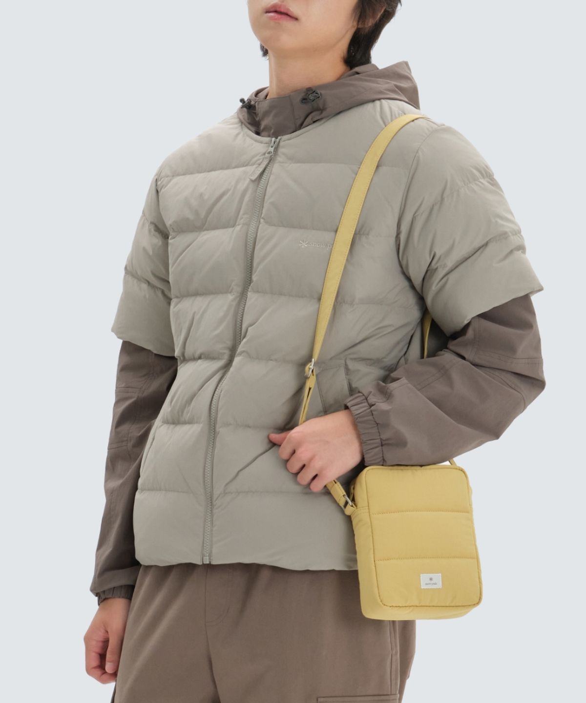 스노우피크 어패럴(SNOWPEAK APPAREL) 캠플 미니 크로스백 (S24FUCCB14) Mustard