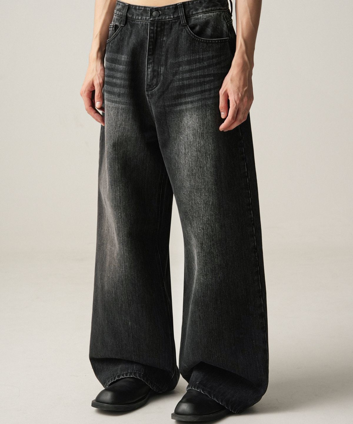 어반드레스(AVANDRESS) Snap Wide Denim Pants BLACK