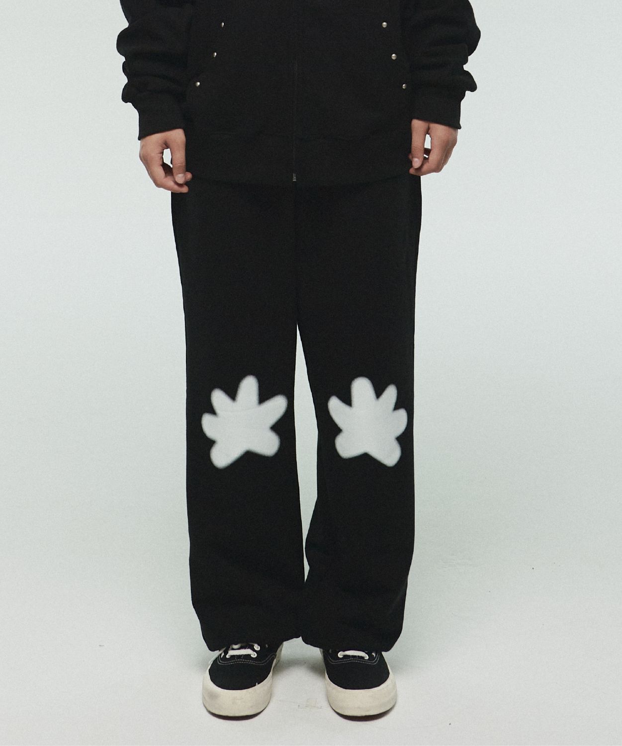 MUSINSA | ITZAVIBE STAR JOGGER PANTS