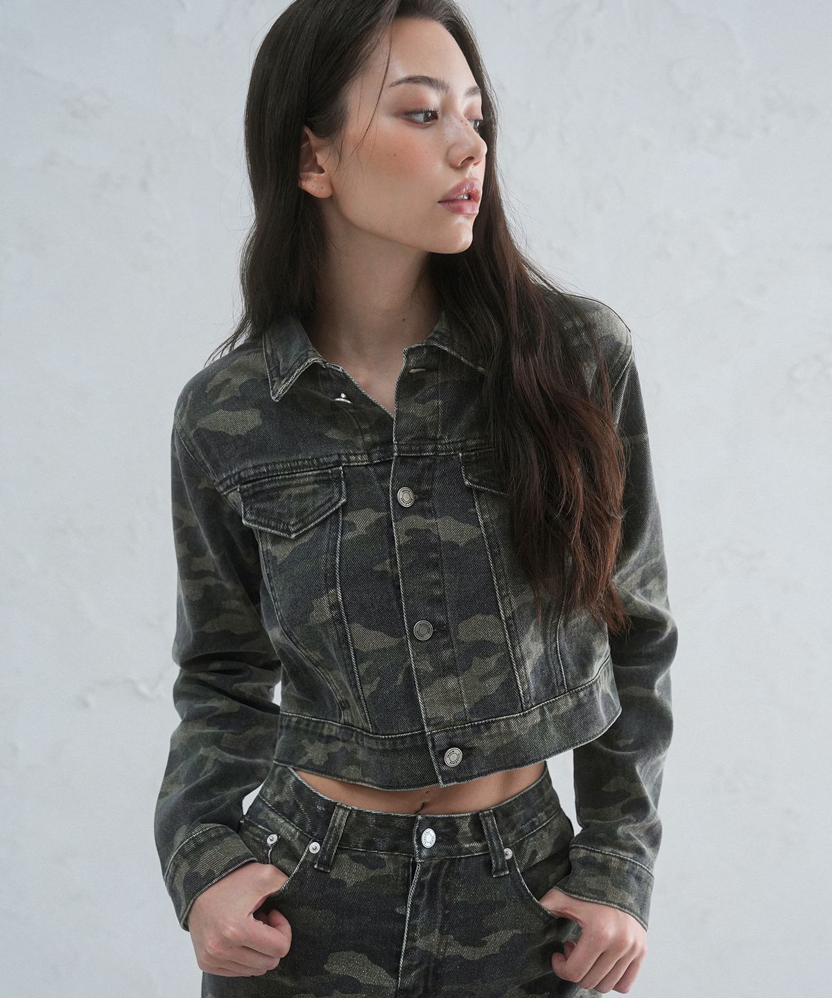 어반드레스(AVANDRESS) Camouflage Crop Jacket CAMO